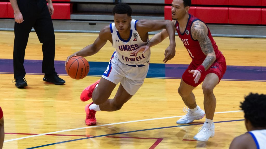 UMass Lowell drops their fourth straight, 73-67 to NJIT