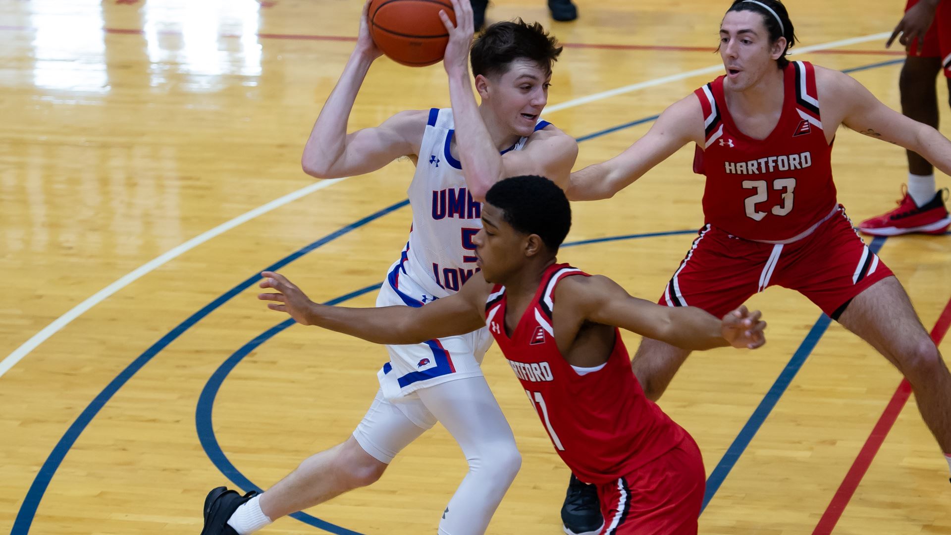 UMass Lowell gets their second win in a row, 71-62 over Hartford