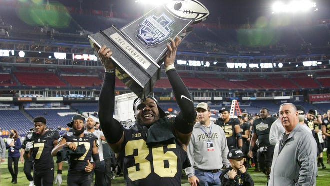 Purdue Outlasts Tennessee in the TransPerfect Music City Bowl, 48-45