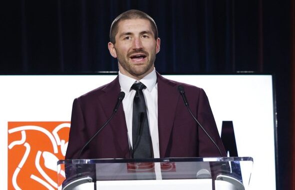 Ex-NFLPA-president-JC-Tretter-resigns-amid-scrutiny-union-overhaul