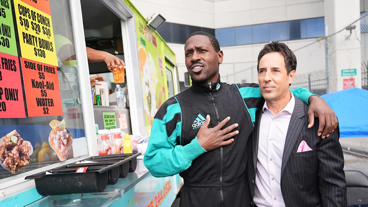 nfl-antonio-brown-111725-2