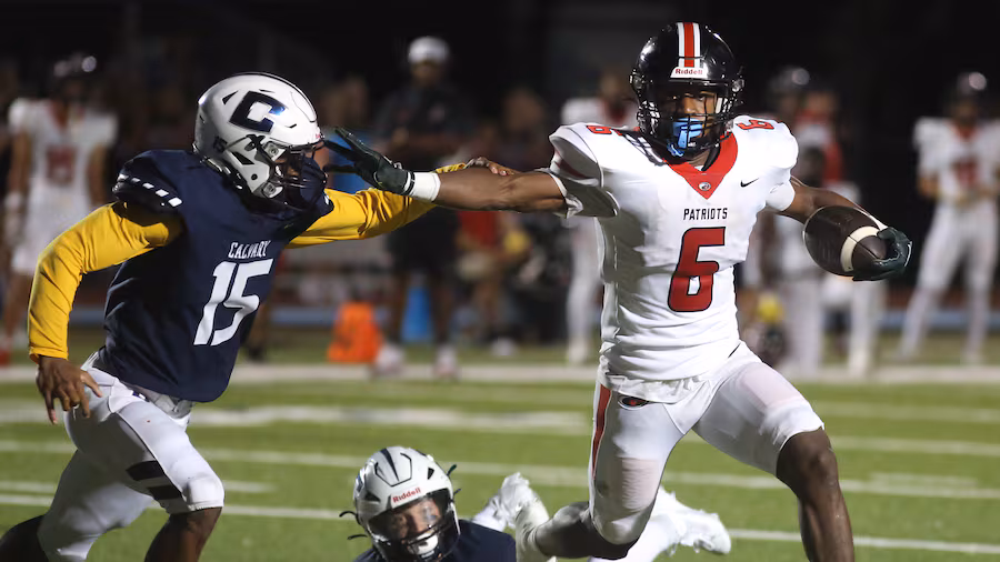 carrollwood-day-school-senior-anthony-76VZB7H2M5DFLNZSUETLPBH7J4